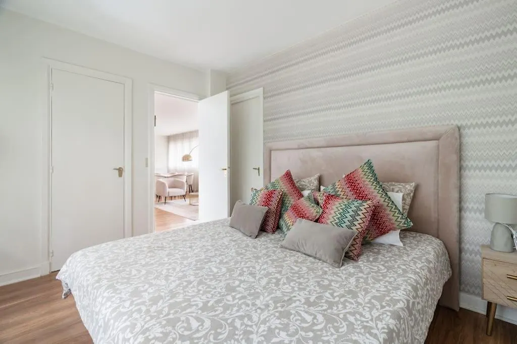 Апартаменты A Refined 2-bedroom Close Avenue Foch